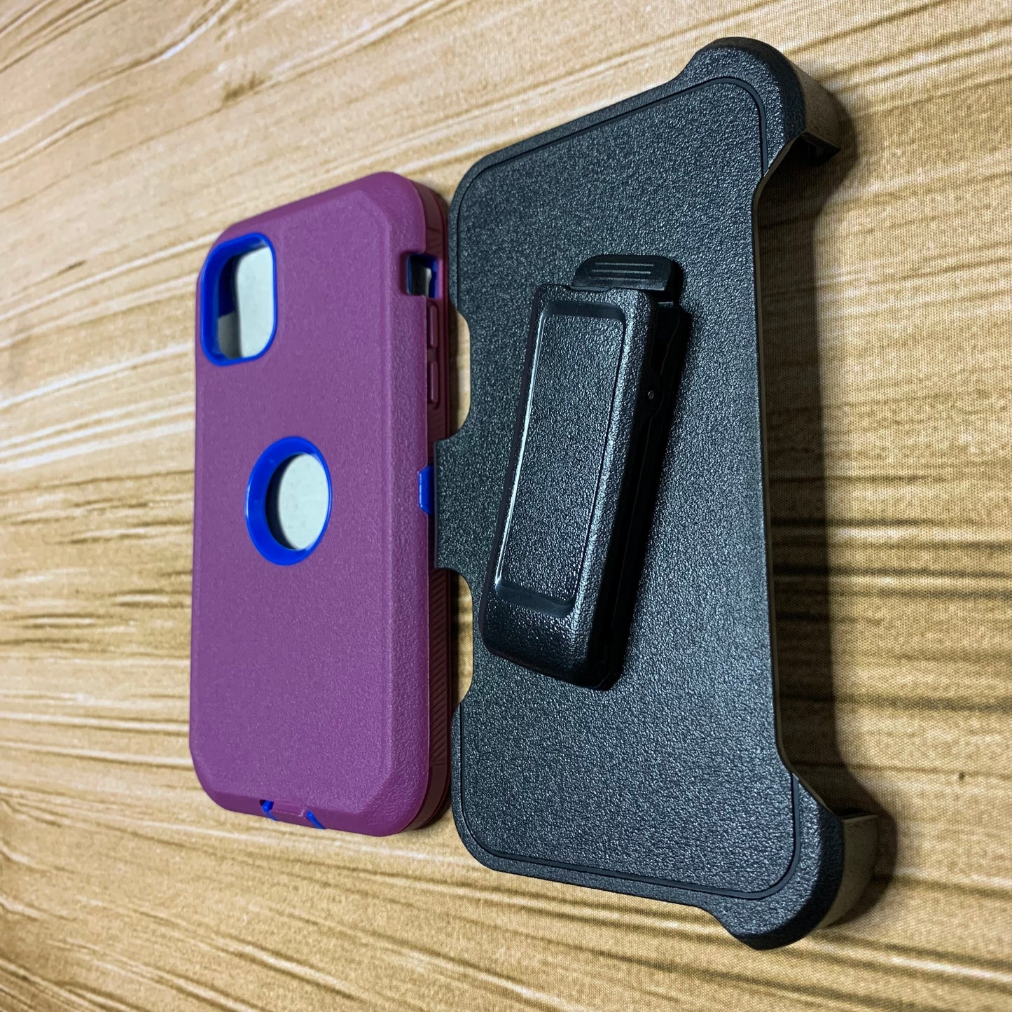 DARK PURPLE & BLUE IPHONE 15 OTTER BOX CASE
