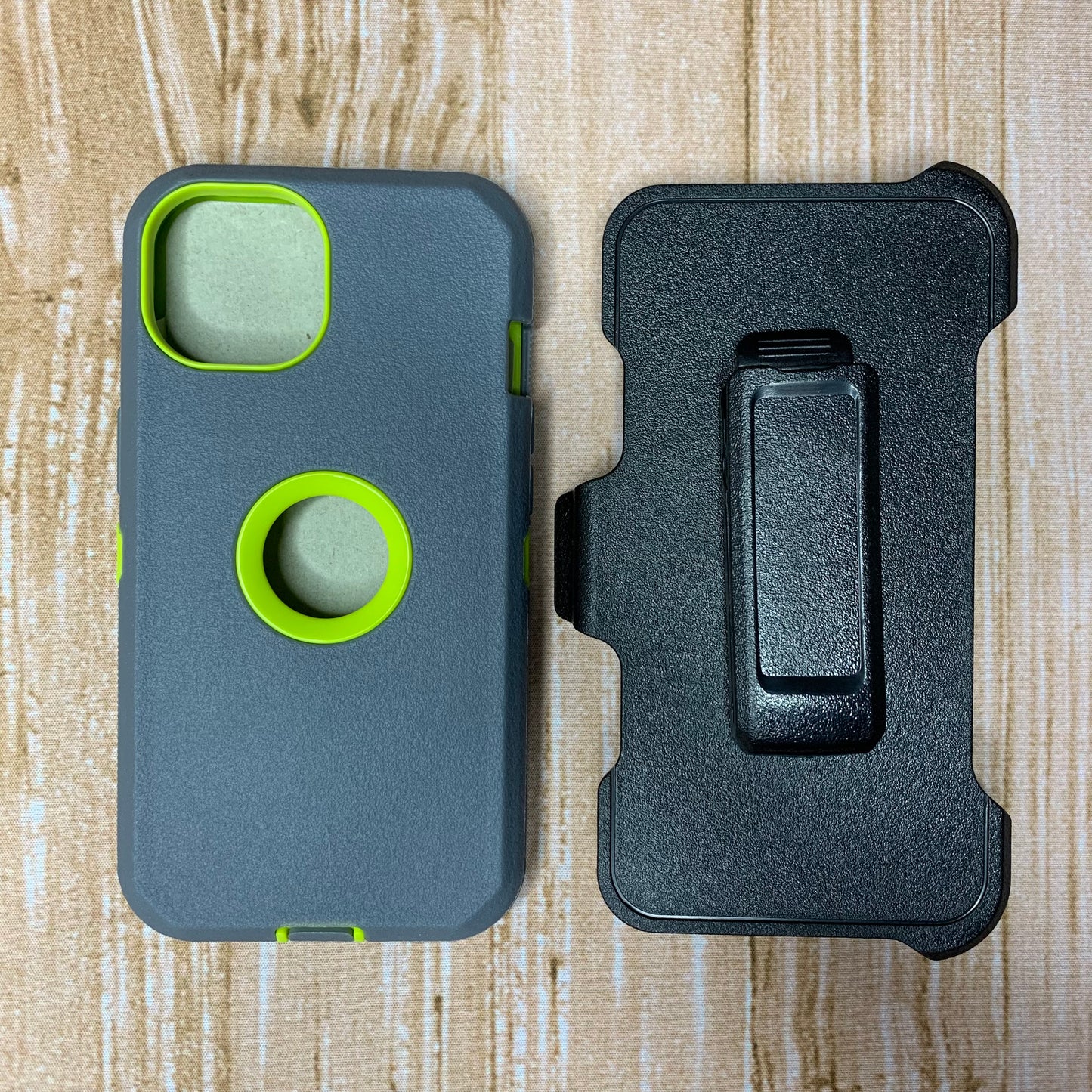 GRAY & GREEN IPHONE 15 OTTER BOX CASE