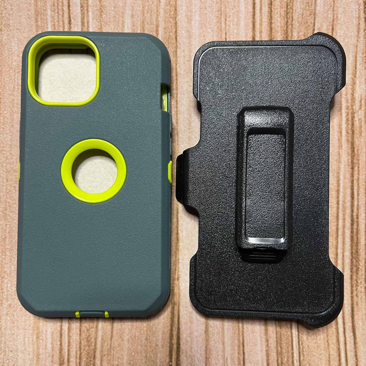 CHARCOAL GRAY & GREEN IPHONE 15 OTTER BOX CASE