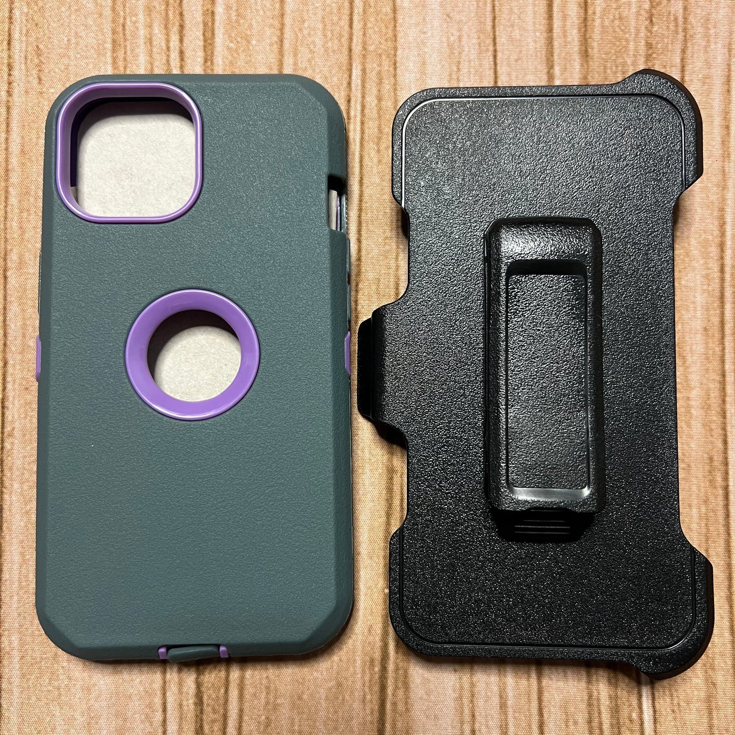 CHARCOAL GRAY & PURPLE IPHONE 15 OTTER BOX CASE